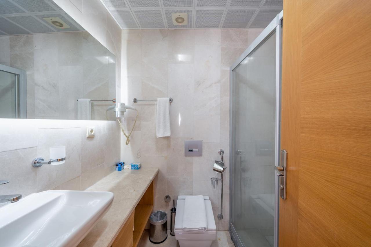 גומבט Majeste Hotel Bodrum מראה חיצוני תמונה