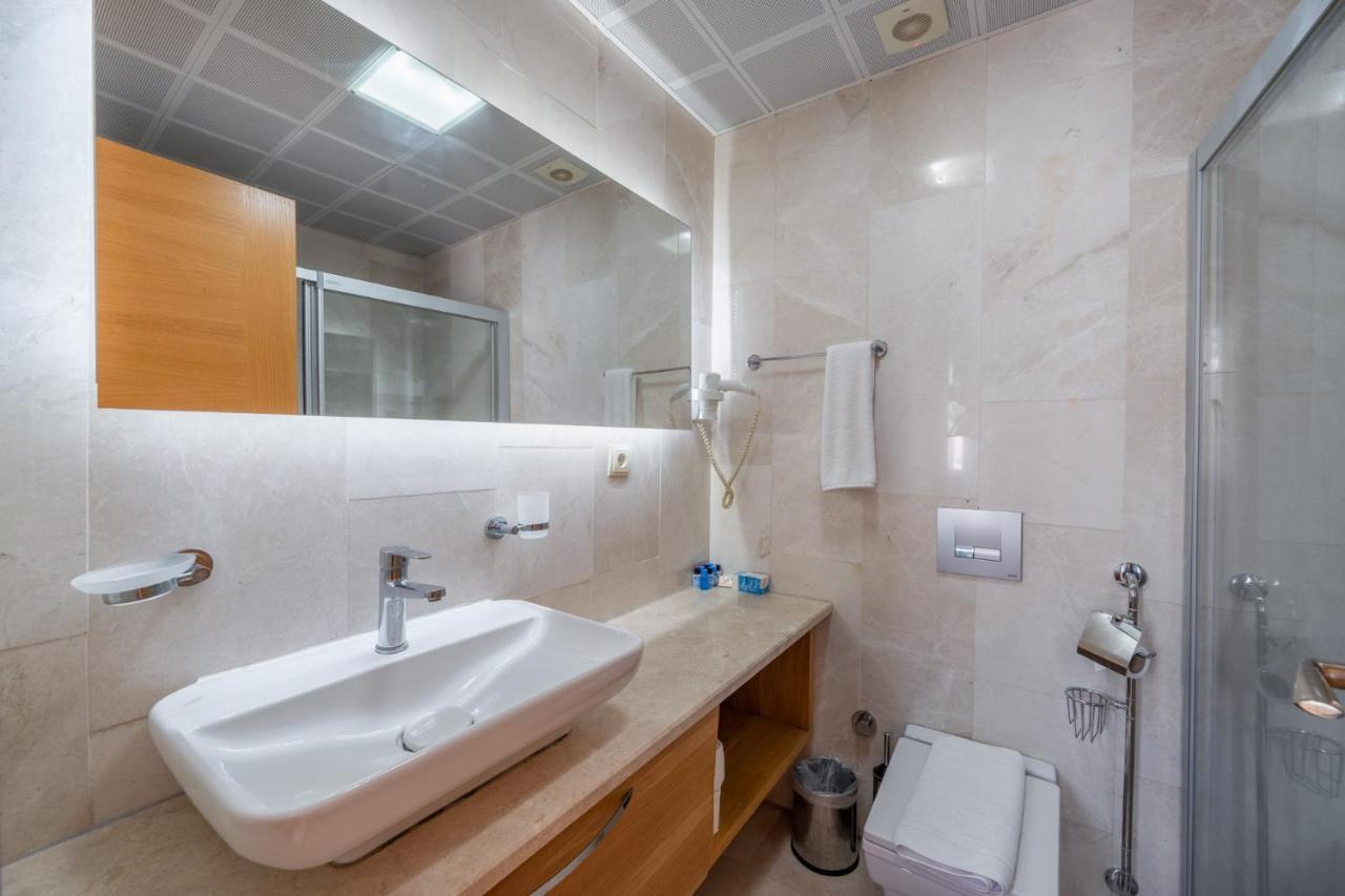 גומבט Majeste Hotel Bodrum מראה חיצוני תמונה