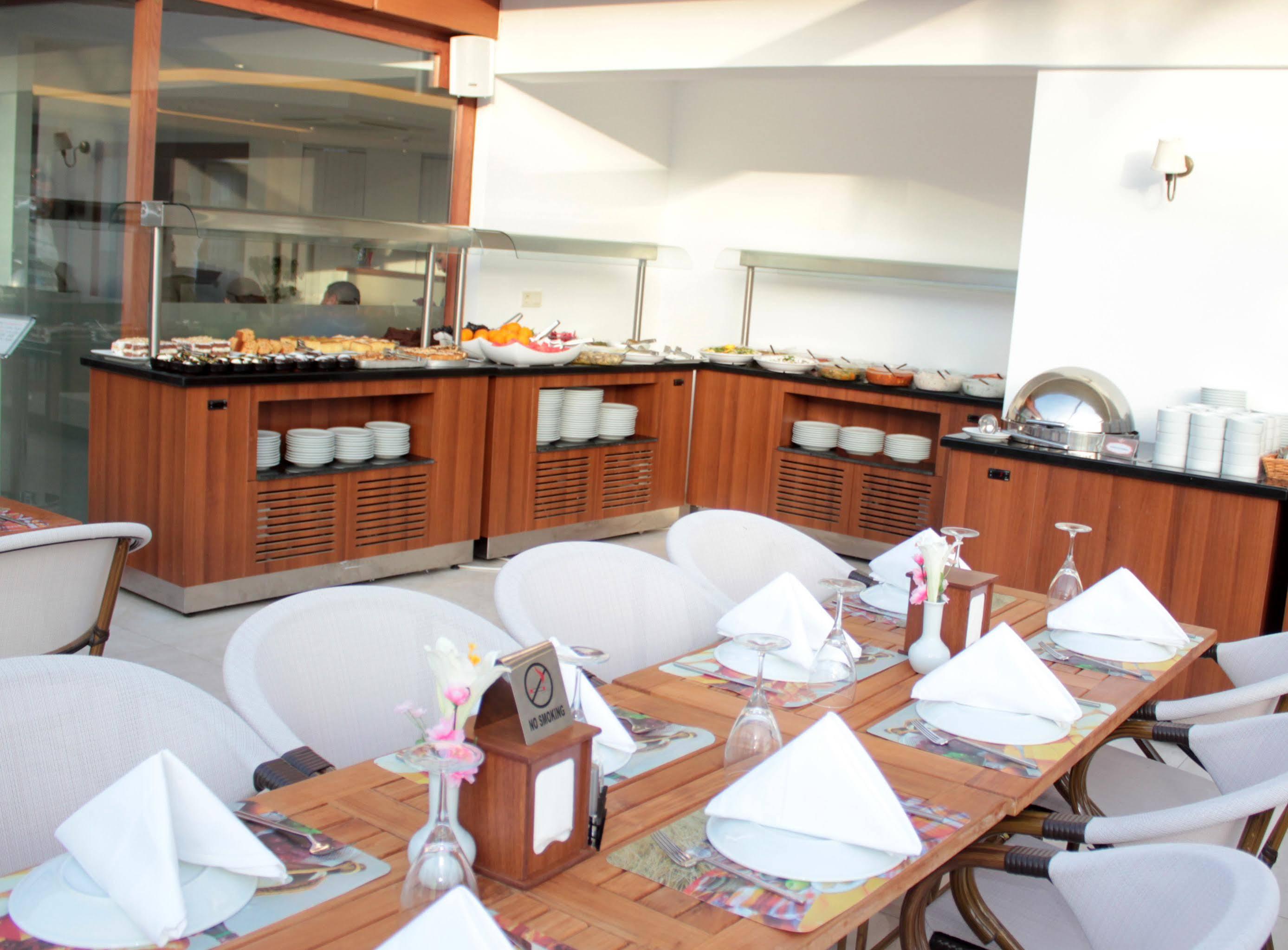 גומבט Majeste Hotel Bodrum מראה חיצוני תמונה
